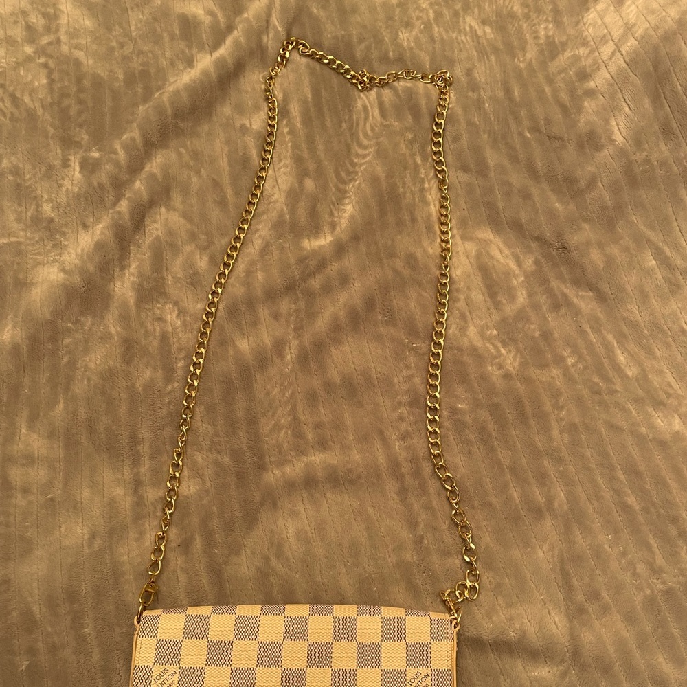 Gold crossbody chain
